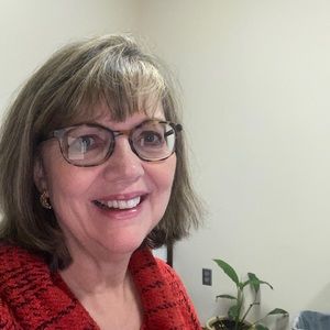 Meet your Posher, Debra